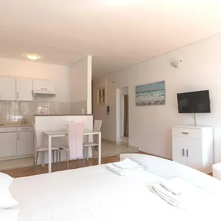 House Ariva - With Balcony 3 Adults - A1