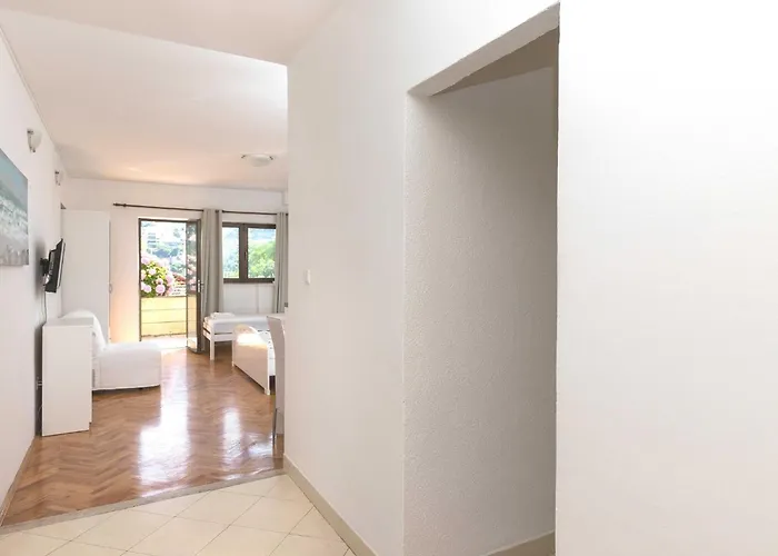 House Ariva - With Balcony 3 Adults - A1 *